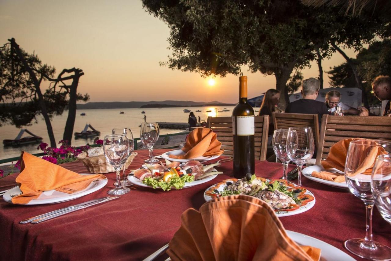 Hotel Pearl Of The Biograd Biograd Na Moru Exterior foto